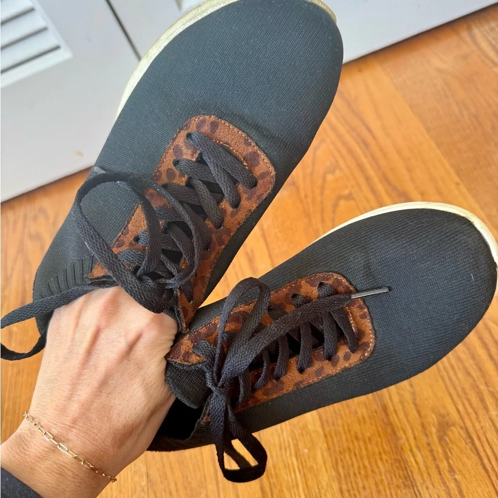 Not Rated Black and Brown Athletic Shoes - Picture 1 of 3